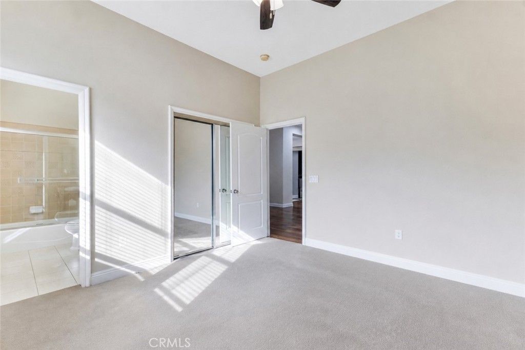 Image 40 of property listing at 12826 Via Donatello, Porter Ranch, CA 91326