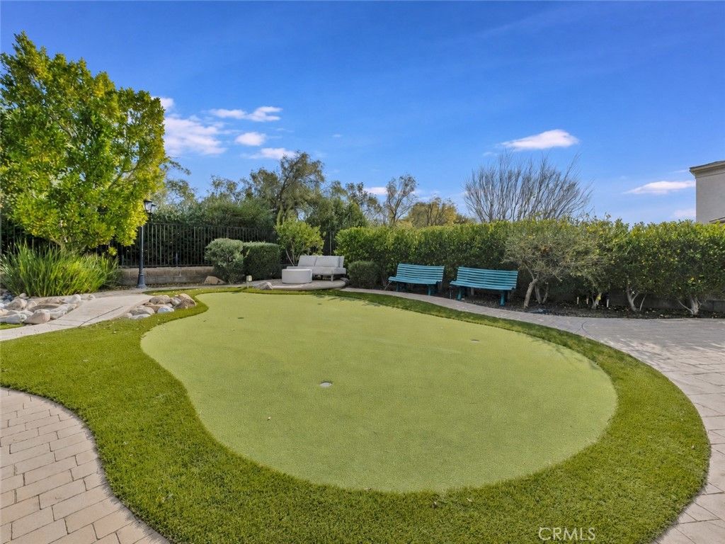 Image 44 of property listing at 12826 Via Donatello, Porter Ranch, CA 91326