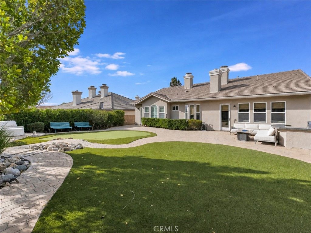 Image 50 of property listing at 12826 Via Donatello, Porter Ranch, CA 91326