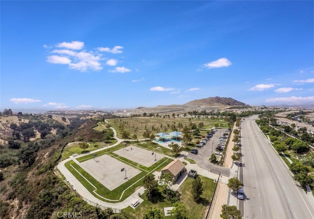 Image 54 of property listing at 12826 Via Donatello, Porter Ranch, CA 91326