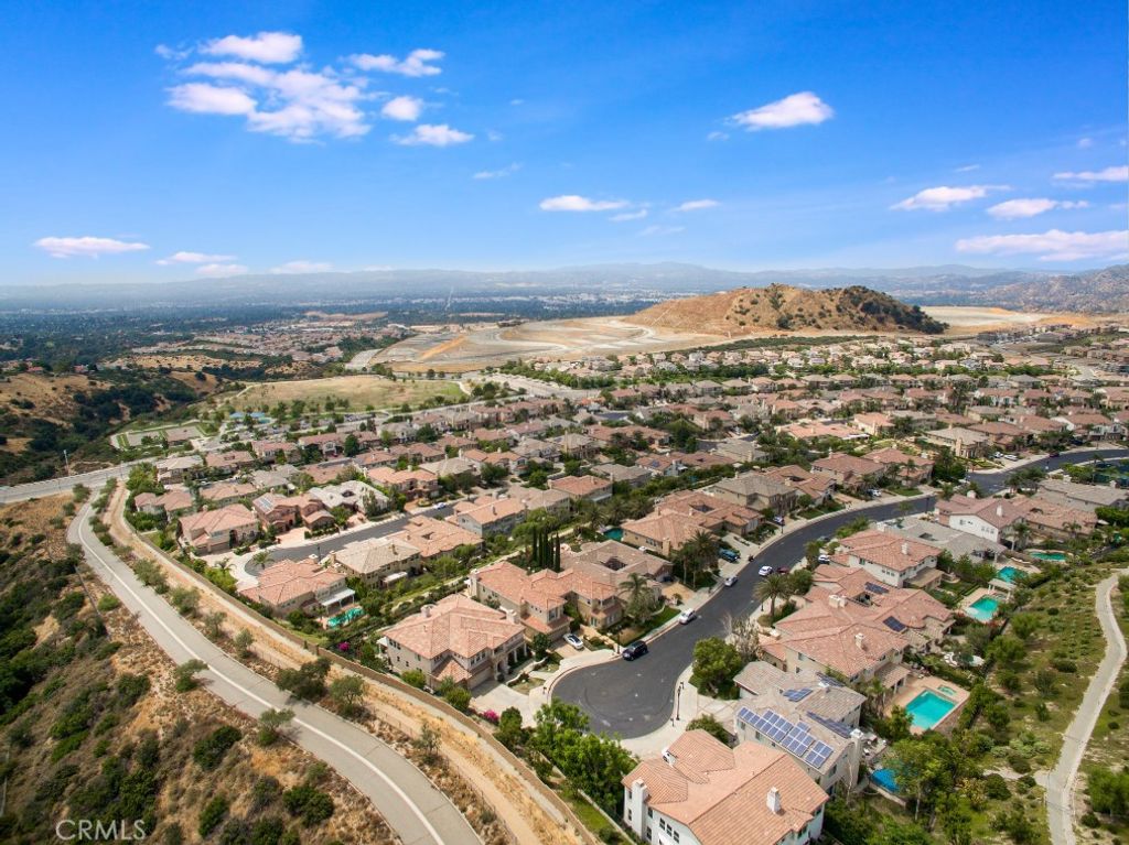 Image 55 of property listing at 12826 Via Donatello, Porter Ranch, CA 91326