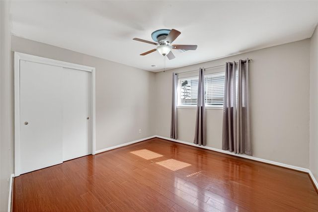 2319 Blue Willow Drive, Houston, TX 77042