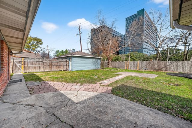 2319 Blue Willow Drive, Houston, TX 77042