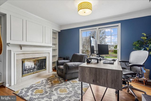 8307 RICHLAWN TER, Fairfax Station, VA 22039