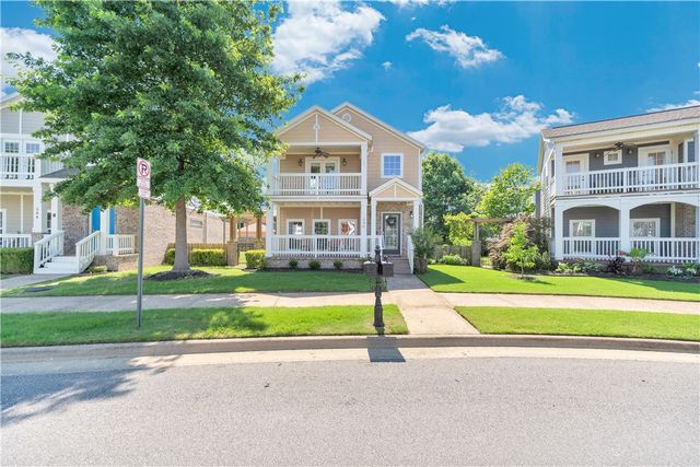536 Tennyson Lane, Fayetteville, AR 72704