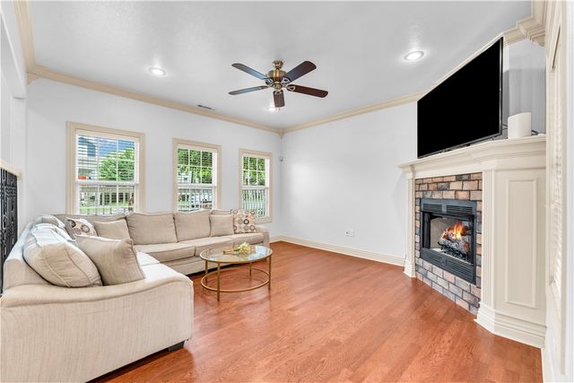 536 Tennyson Lane, Fayetteville, AR 72704