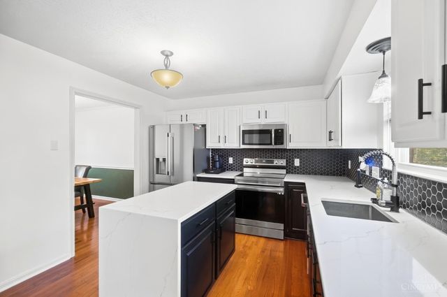 8044 Seabury Court, West Chester, OH 45069