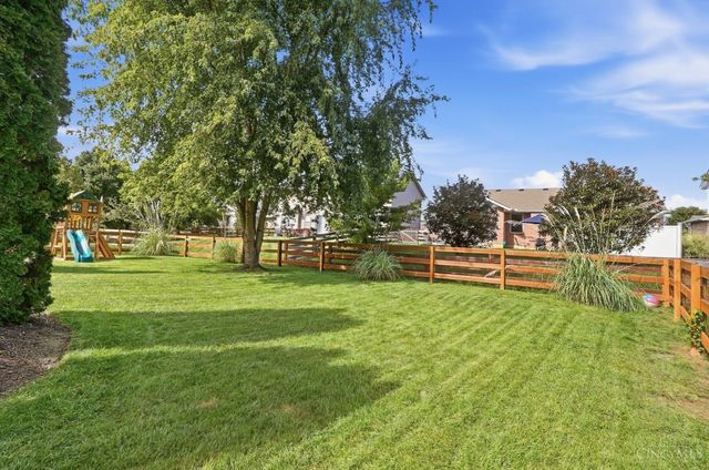 8044 Seabury Court, West Chester, OH 45069