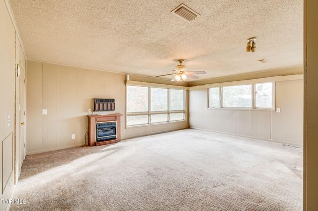 219 Bear Track Road, Jonesborough, TN 37659