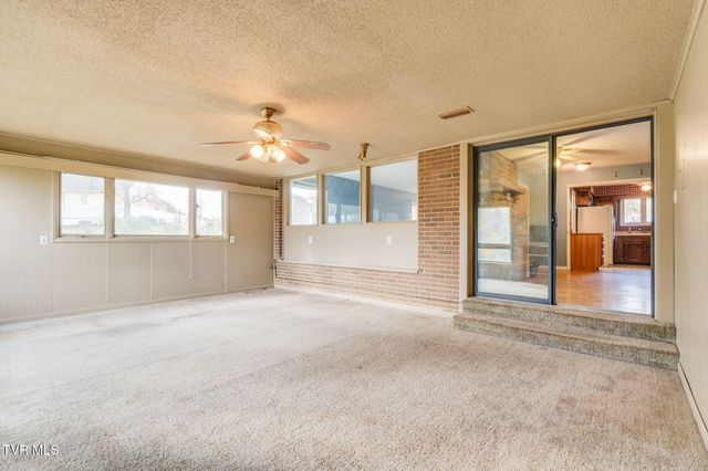 219 Bear Track Road, Jonesborough, TN 37659