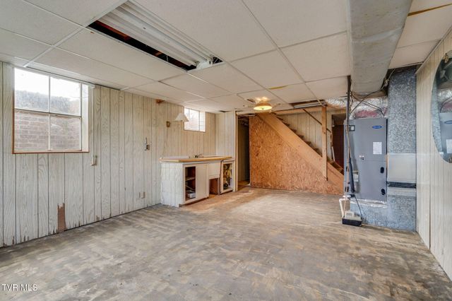 219 Bear Track Road, Jonesborough, TN 37659