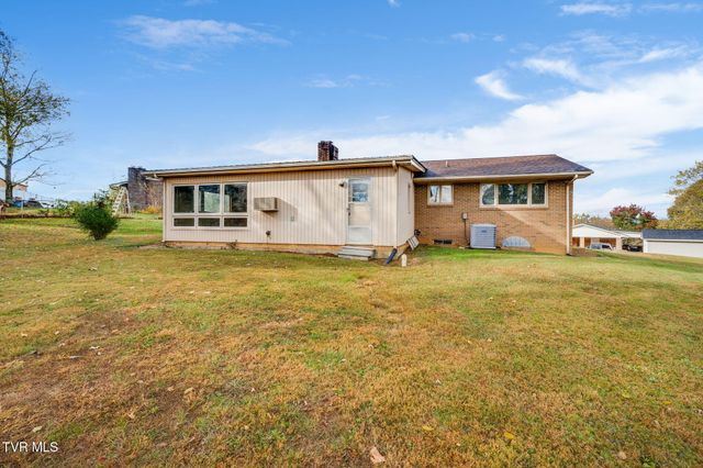 219 Bear Track Road, Jonesborough, TN 37659