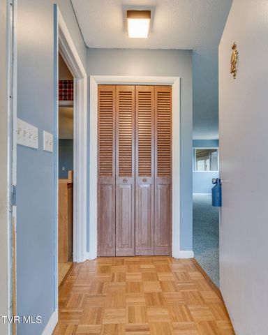 219 Bear Track Road, Jonesborough, TN 37659