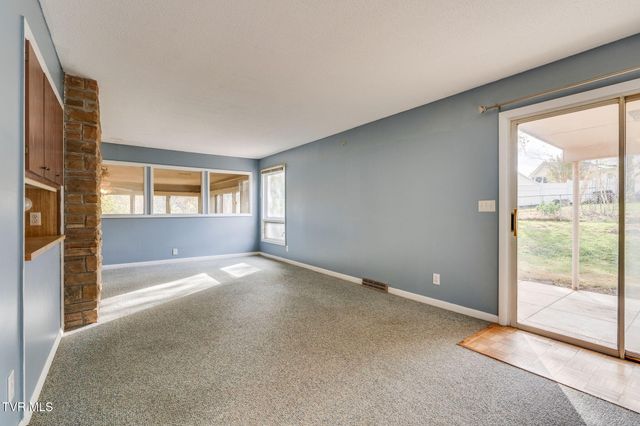 219 Bear Track Road, Jonesborough, TN 37659