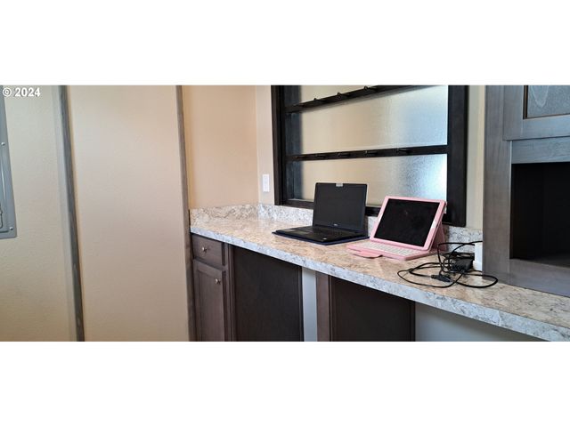 765 Sw CHEHALIS Ave, Chehalis, WA 98532