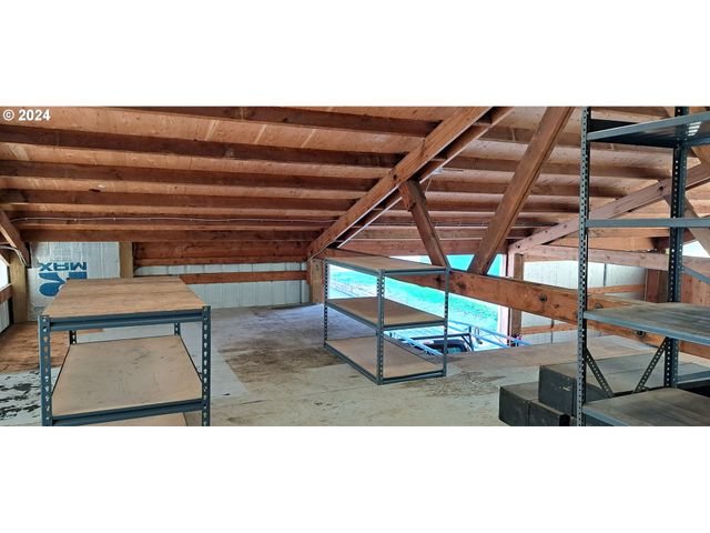 765 Sw CHEHALIS Ave, Chehalis, WA 98532