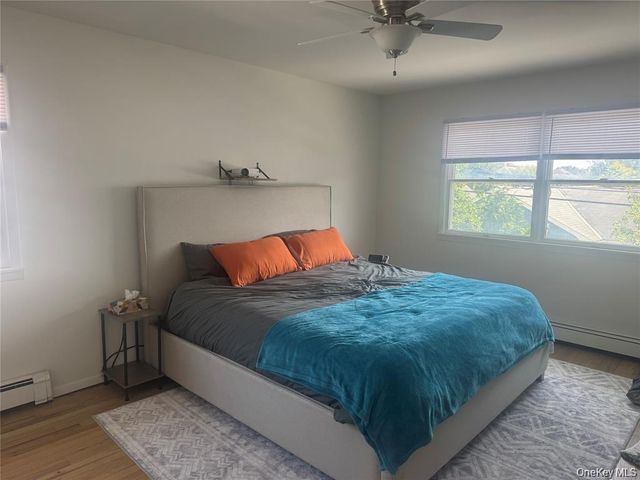 458 W Chester Street Upper, Long Beach, NY 11561