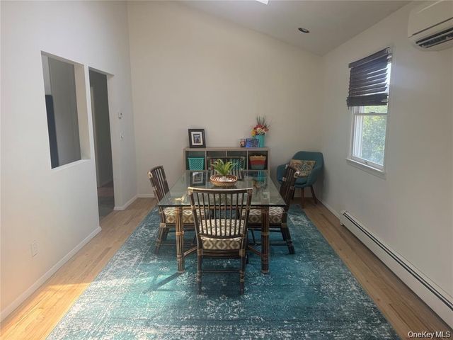 458 W Chester Street Upper, Long Beach, NY 11561