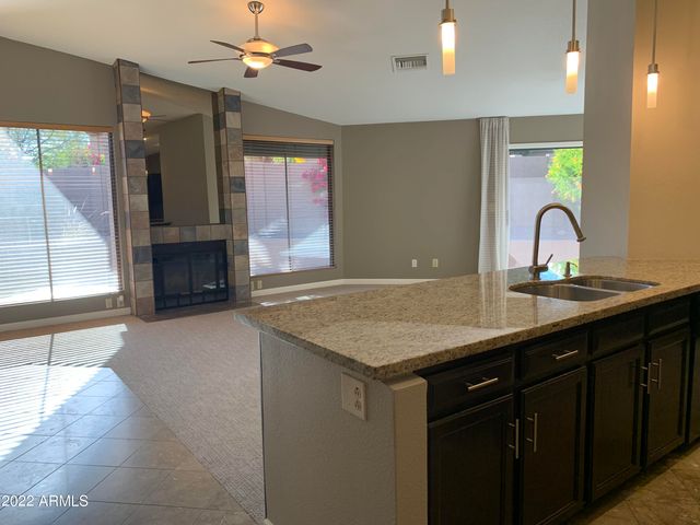 4302 E BANNOCK Street, Phoenix, AZ 85044