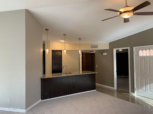 4302 E BANNOCK Street, Phoenix, AZ 85044