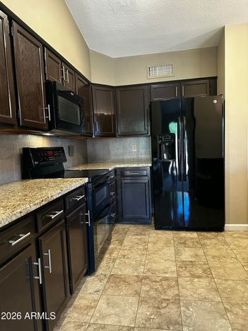 4302 E BANNOCK Street, Phoenix, AZ 85044