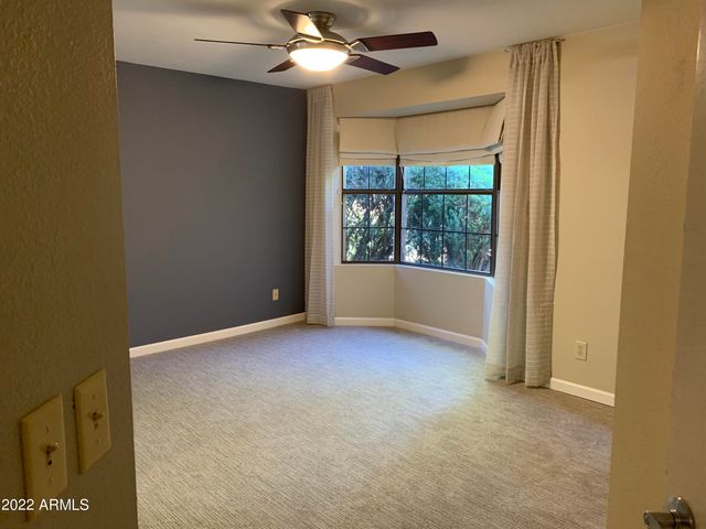 4302 E BANNOCK Street, Phoenix, AZ 85044