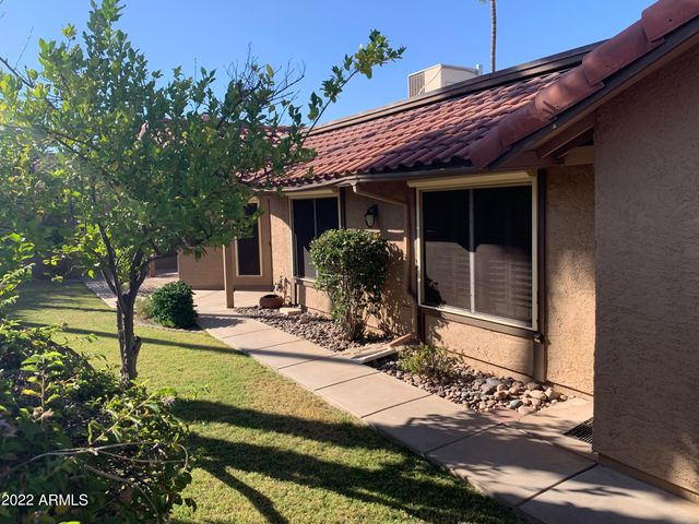 4302 E BANNOCK Street, Phoenix, AZ 85044