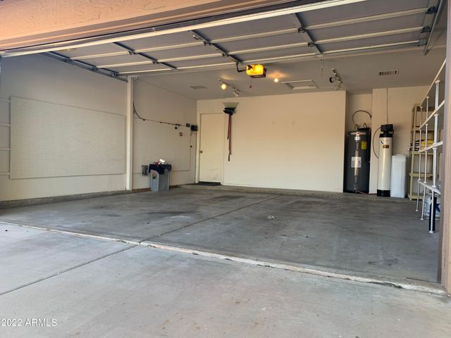 4302 E BANNOCK Street, Phoenix, AZ 85044