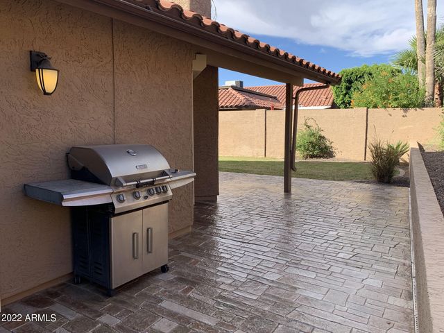 4302 E BANNOCK Street, Phoenix, AZ 85044