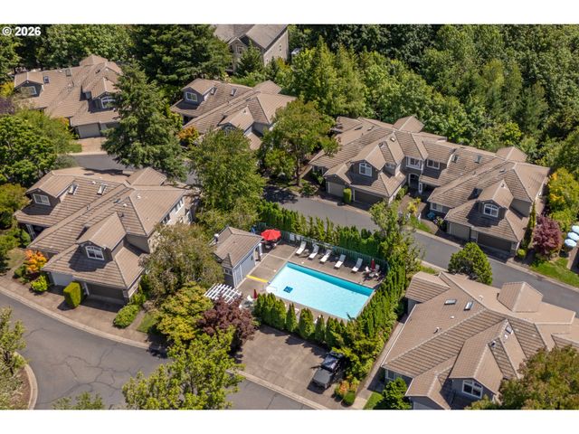 9645 Nw SILVER RIDGE Loop, Portland, OR 97229