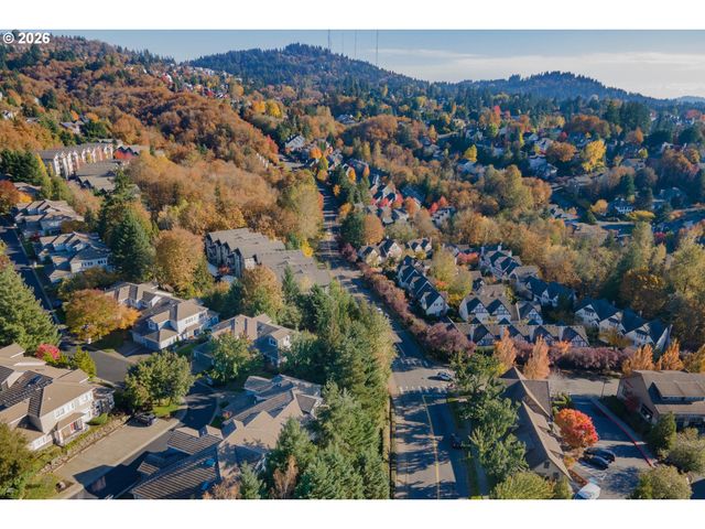 9645 Nw SILVER RIDGE Loop, Portland, OR 97229