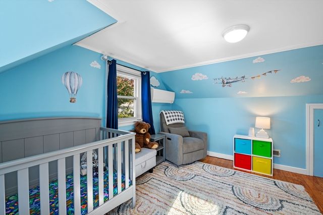 41 Dexter St, Peabody, MA 01960
