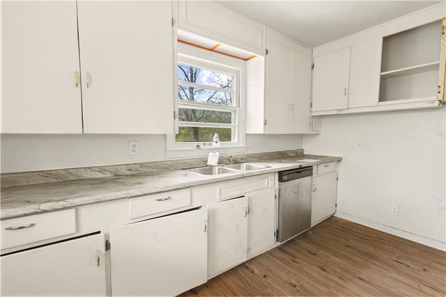 808 Beverly, Harrison, AR 72601