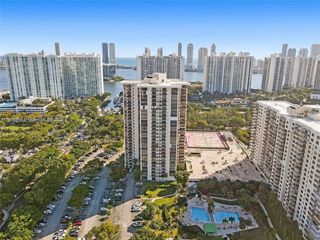 18181 NE 31st Ct 2204, Aventura, FL 33160