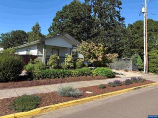 841 Wassom St, Lebanon, OR 97355