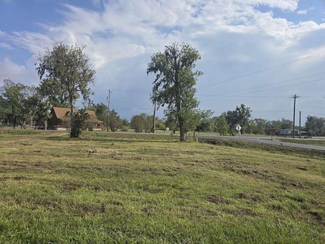 4012 County Road 461a, Brazoria, TX 77422