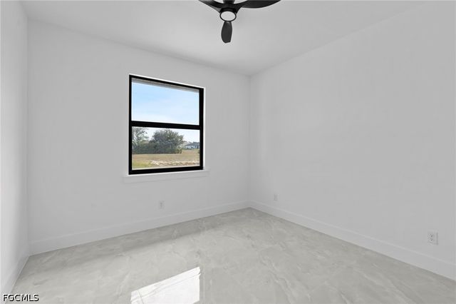 2826 NW 42nd AVE, Cape Coral, FL 33993