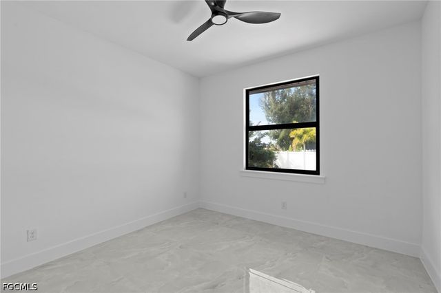 2826 NW 42nd AVE, Cape Coral, FL 33993