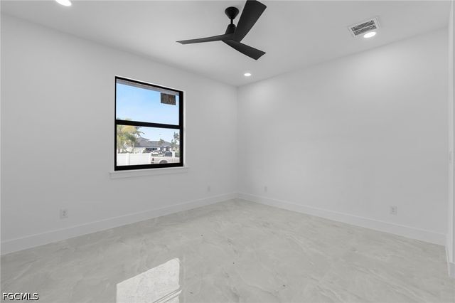 2826 NW 42nd AVE, Cape Coral, FL 33993