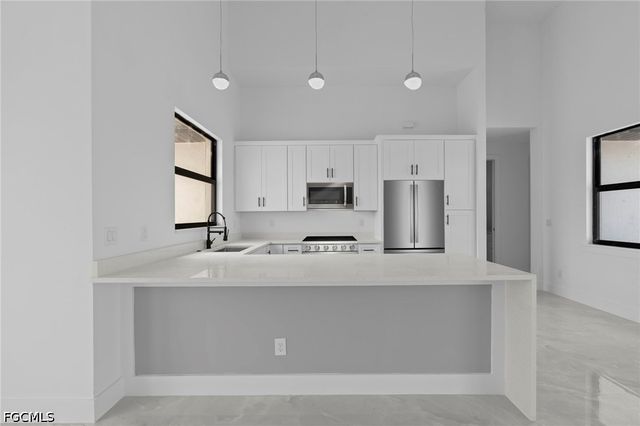 2826 NW 42nd AVE, Cape Coral, FL 33993