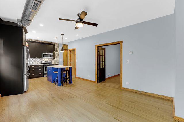 1225 W Greenleaf Avenue 3E, Chicago, IL 60626
