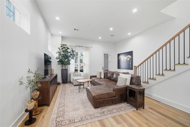 1307 E 27th Street, Houston, TX 77009