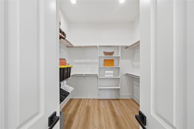 1307 E 27th Street, Houston, TX 77009