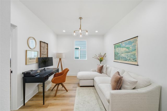 1307 E 27th Street, Houston, TX 77009