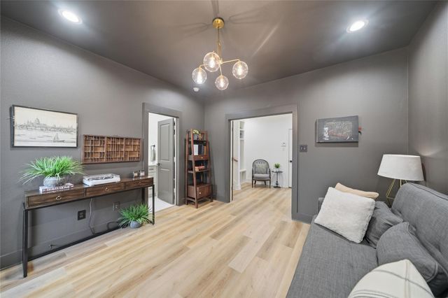 1307 E 27th Street, Houston, TX 77009