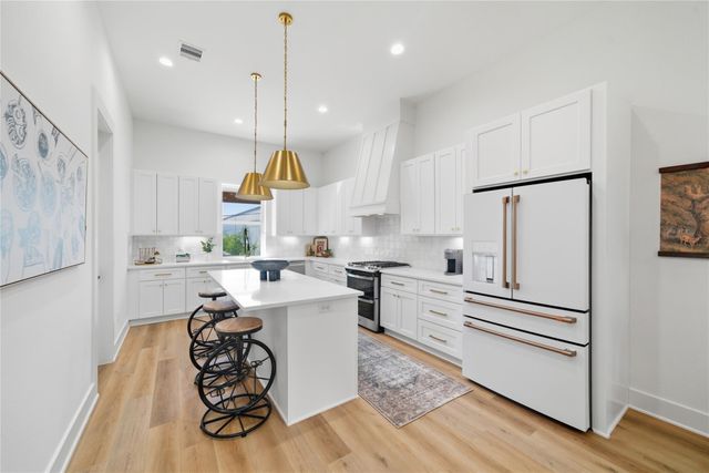 1307 E 27th Street, Houston, TX 77009