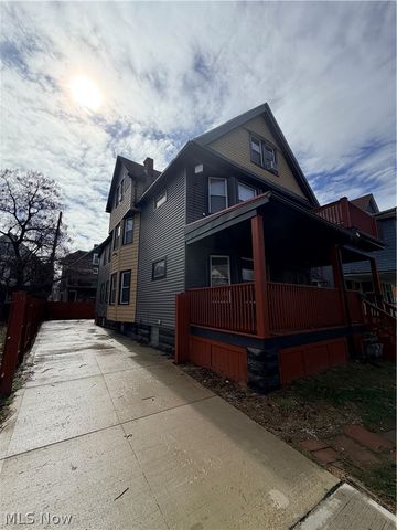 10222 Parkgate Avenue, Cleveland, OH 44108