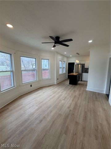 10222 Parkgate Avenue, Cleveland, OH 44108