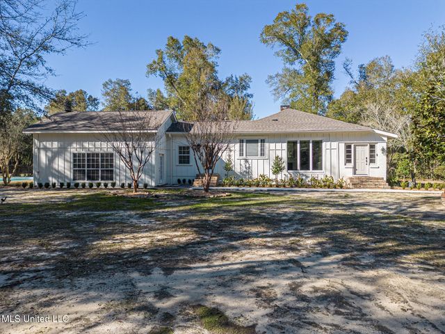 4187 Saussy Lane, Pass Christian, MS 39571
