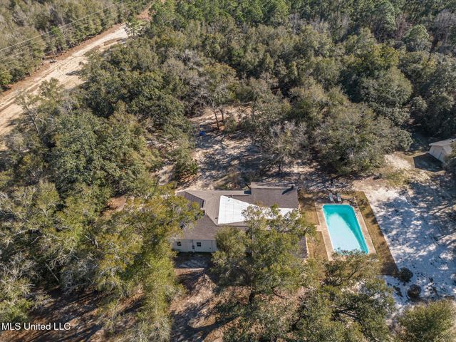 4187 Saussy Lane, Pass Christian, MS 39571